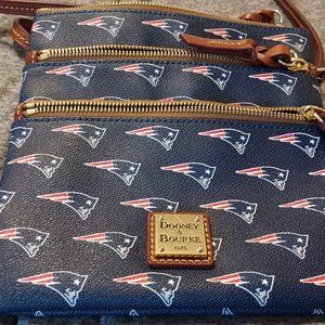 Dooney & Bourke NFL New England Patriots Crossbody NWOT